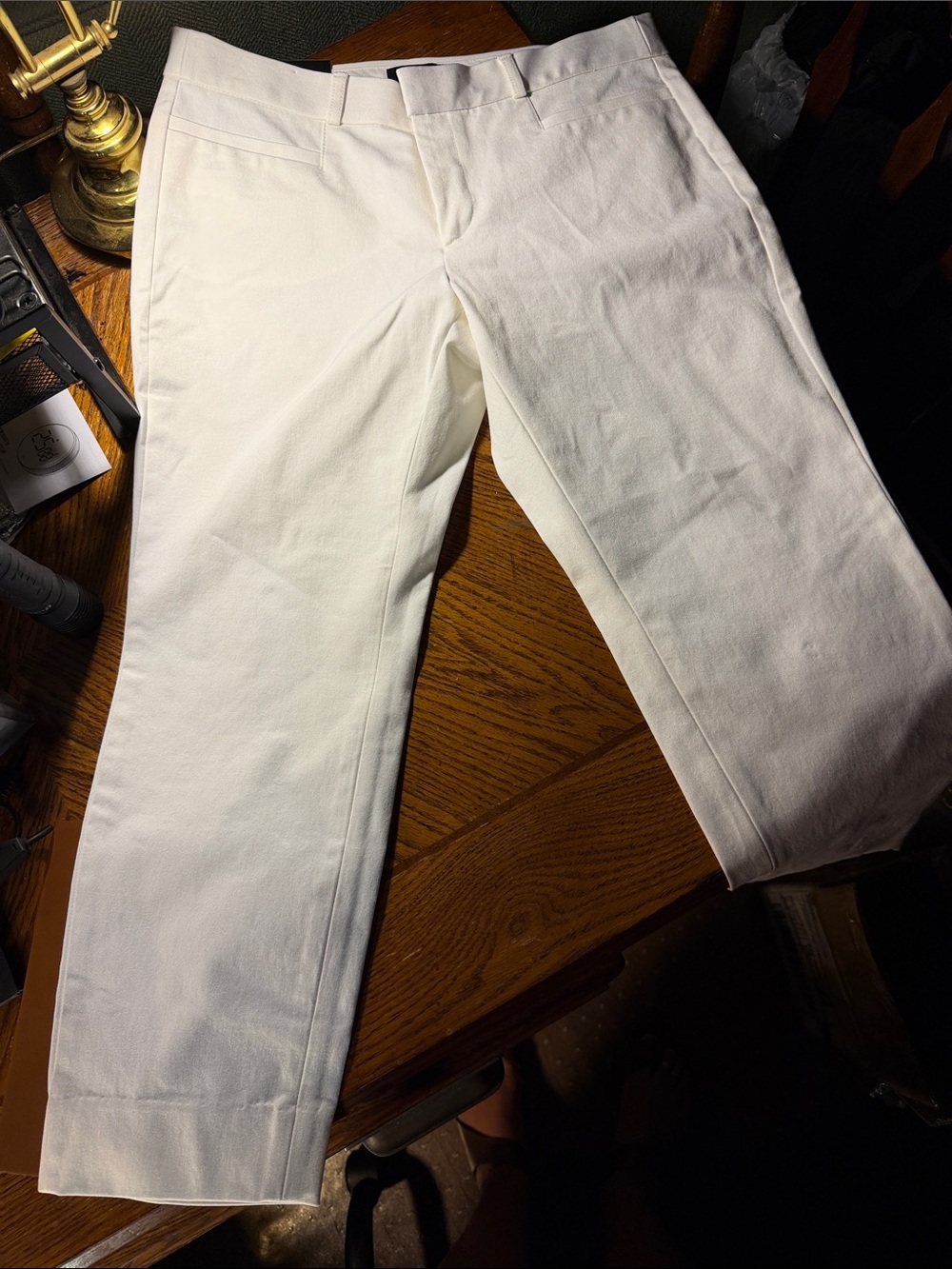 Banana Republic White Women’s Capri Dress Pants